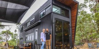 Couple Designs Ultra Modern And Luxurious Tiny Home