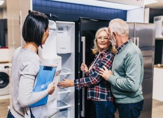 16 Things Thrifty People Never Buy