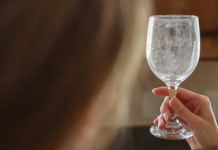 How To Prevent Your Dishes From Becoming Cloudy In The Dishwasher