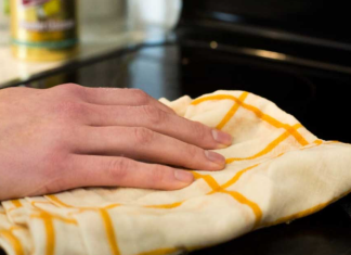 5 effective ways to clean your glass cooktop