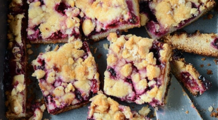 Blackberry Pie Bars