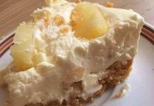 NO-BAKE PINEAPPLE DREAM DESSERT