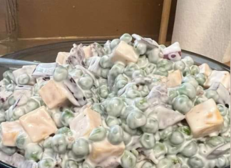 CLASSIC CREAMY PEA SALAD
