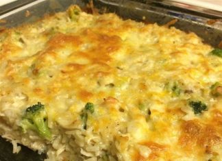 BROCCOLI, RICE, CHEESE, AND CHICKEN CASSEROLE