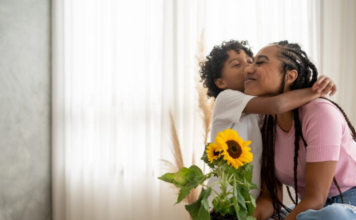 How to Get Free Mother’s Day Flowers at Lowe’s