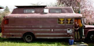 Retired Man Converts Old School Bus Into A Gorgeous Rustic Home