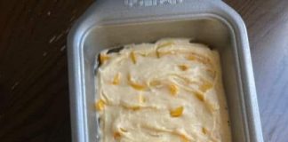 PEACHES & CREAM CHEESE LOAF