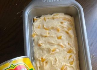 PEACHES & CREAM CHEESE LOAF