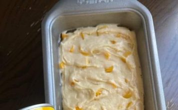 PEACHES & CREAM CHEESE LOAF