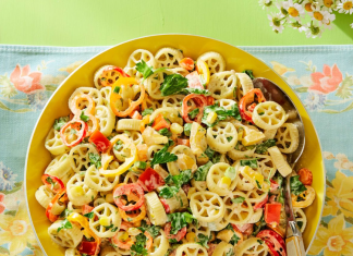 This Veggie Pasta Salad Has a Spicy Kick
