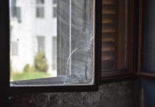 How to Fix a Crack in Glass