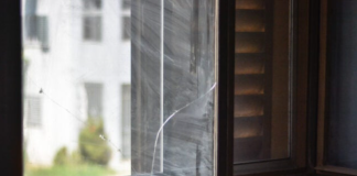 How to Fix a Crack in Glass