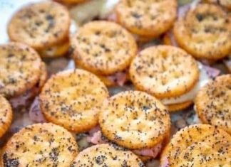 RITZ CRACKER PARTY SANDWICHES