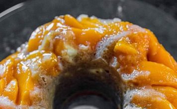 PEACH COBBLER POUND CAKE
