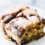 CINNABON CINNAMON ROLL CAKE