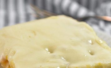 MOIST PINEAPPLE CAKE