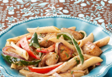 Make Chichen Fajita Pasta For An Easy Family Dinner