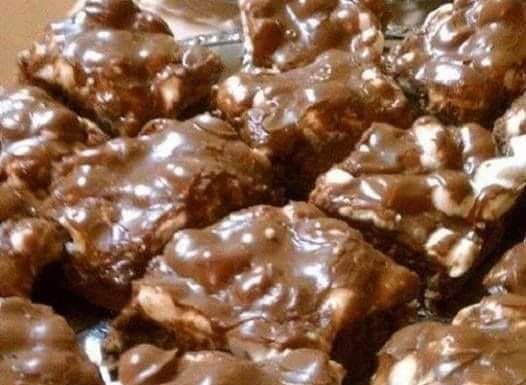 MISSISSIPPI MUD CAKE