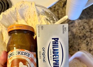 CARAMEL CREAM CHEESE BREAD