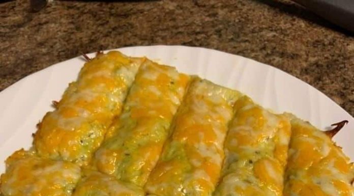 HOMEMADE CHEESY GARLIC BREADSTICKS