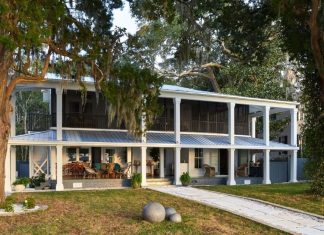 Forget about solariums: they are rain porches!