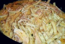 cassie’s comforting chicken & noodles