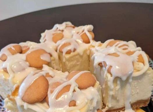 BANANA PUDDING CHEESECAKE SQUARES