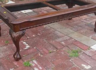 Woman Transforms Table Found On Side Of The Road Into Beautiful And Unique Furniture Piece