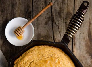 Skillet Cornbread