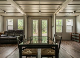 Man Builds Cozy And Functional Home Out Of Shipping Containers