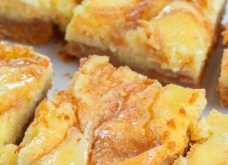 Scrumptious Blender-Made Cinnamon Roll Cheesecake Bars