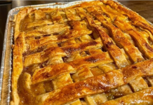 Grandma’s Peach Cobbler pie