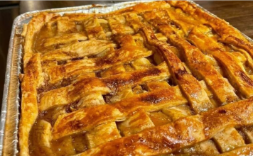 Grandma’s Peach Cobbler pie