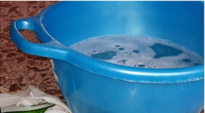 Baking soda and vinegar: 10 tips for cleaning your home