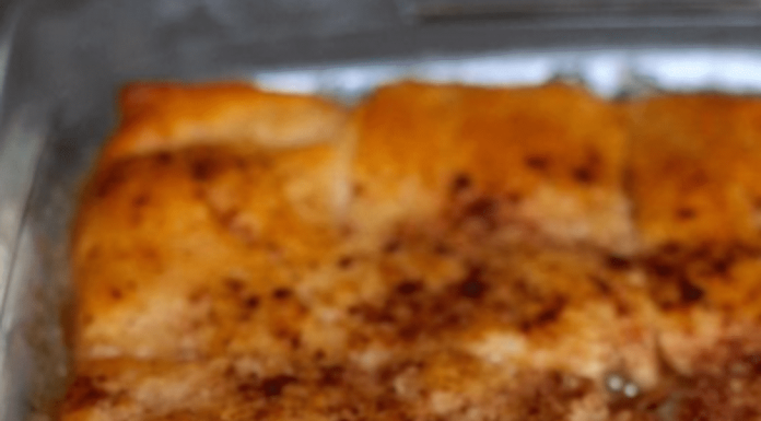 Apple Cheesecake Danish Bars