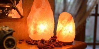 8 Benefits To Having A Himalayan Salt Lamp In Your Home
