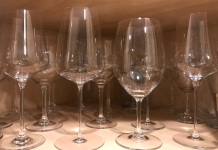 Wine Glasses Beyond the Toast: 10 Clever Hacks That Will Amaze You! 🍷✨