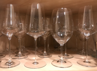 Wine Glasses Beyond the Toast: 10 Clever Hacks That Will Amaze You! 🍷✨