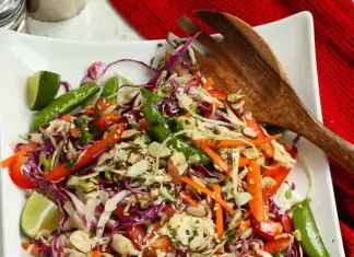 Vibrant Sesame Ginger Asian Chopped Salad