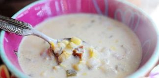 Flavorful Corn Chowder with a Spicy Twist