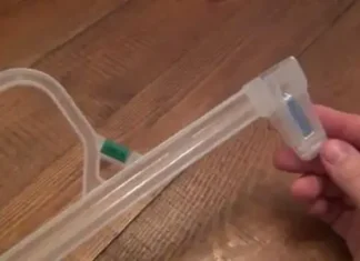 Recycle cheap store hangers in the most brilliant way