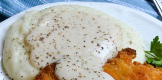 Creamy Homestyle White Delight Gravy