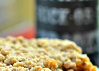 Spiced Pumpkin Delight with Creamy Cheese Filling and Cinnamon Crisp