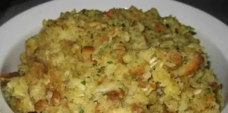 My Mom’s Perfect Thanksgiving Stuffing