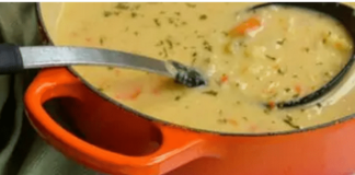 Cheesy Cauliflower Soup