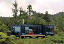 Woman Builds Amazing Tiny Home Out Of 5 Shipping Containers