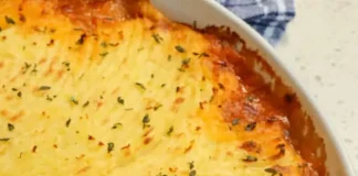 Classic Cottage Pie with a Cheddar Twist