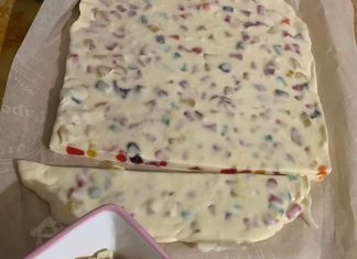 Deliciously Simple Nougat Bars Recipe: Just 4 Ingredients!