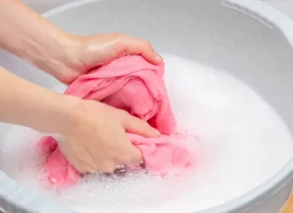 How to Strip Laundry the Right Way