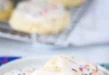 Soft and Fluffy Vanilla Glazed Sour Cream Cookies